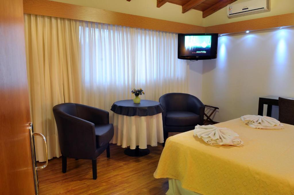Hotel Florida Villa Carlos Paz Habitación foto